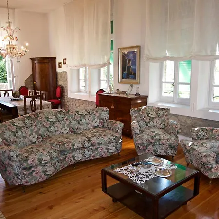 Apartment Cortebonomini Entire