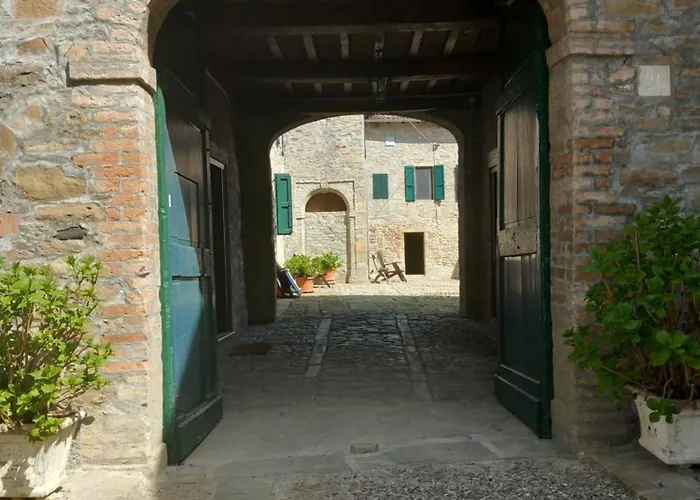 Cortebonomini Entire Sasso (Parma)