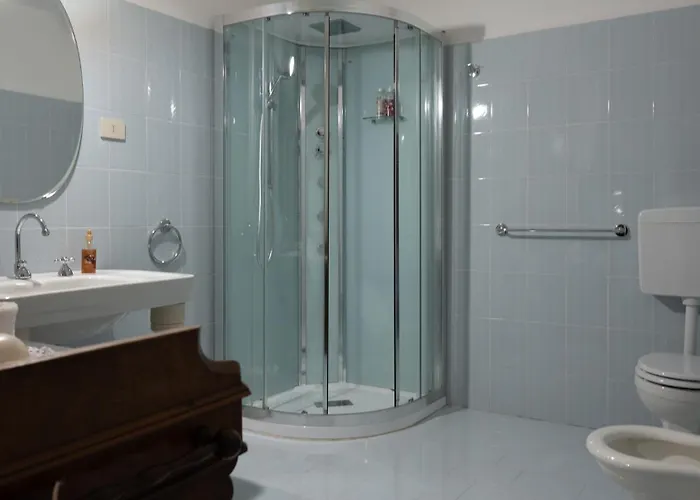 Cortebonomini Entire Appartement Sasso (Parma)